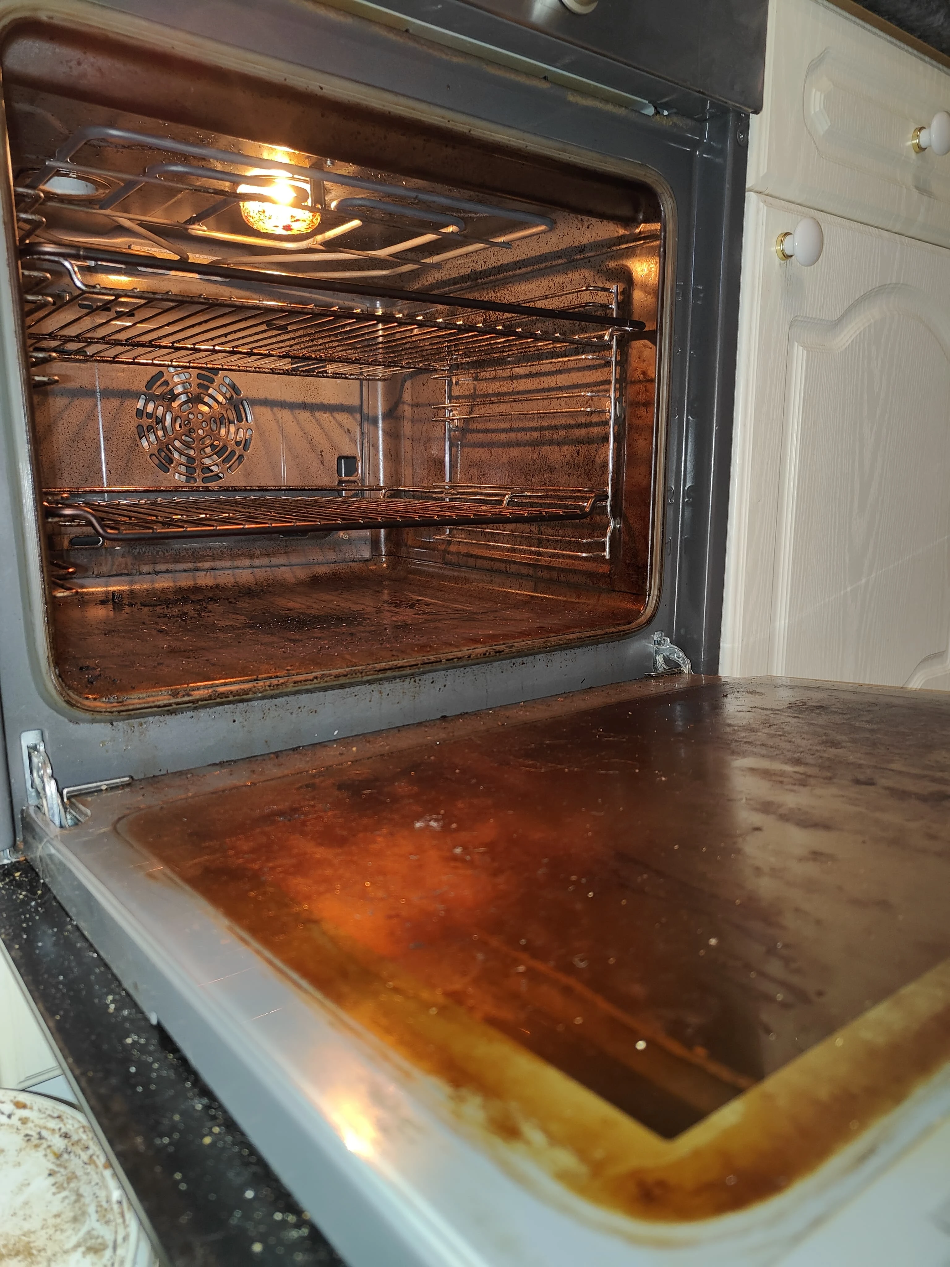 Oven Cleaning Dogmersfield